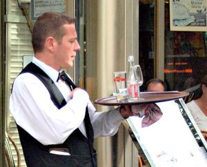 italiabound.com gratuities waiter 
